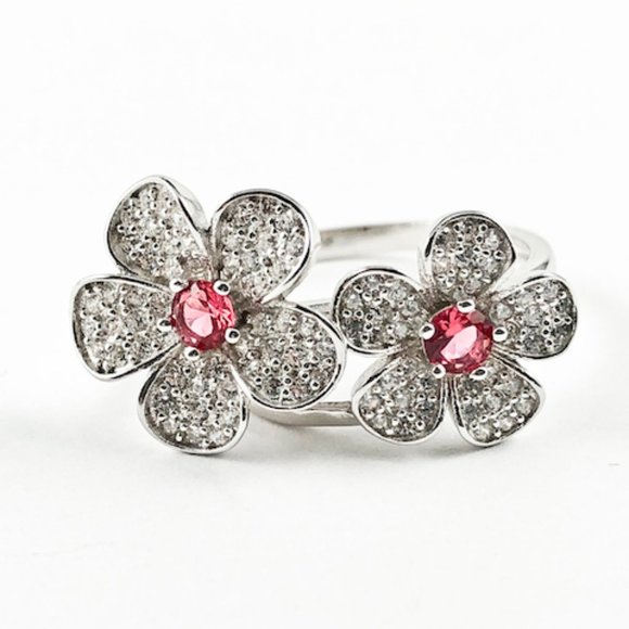 Elegant Cute Double Flower CZ Silver Ring - Picture 1 of 3